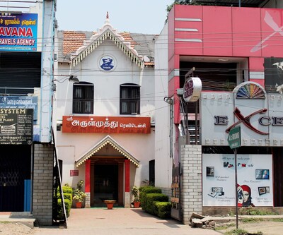 Sri Arul Muthu Residency